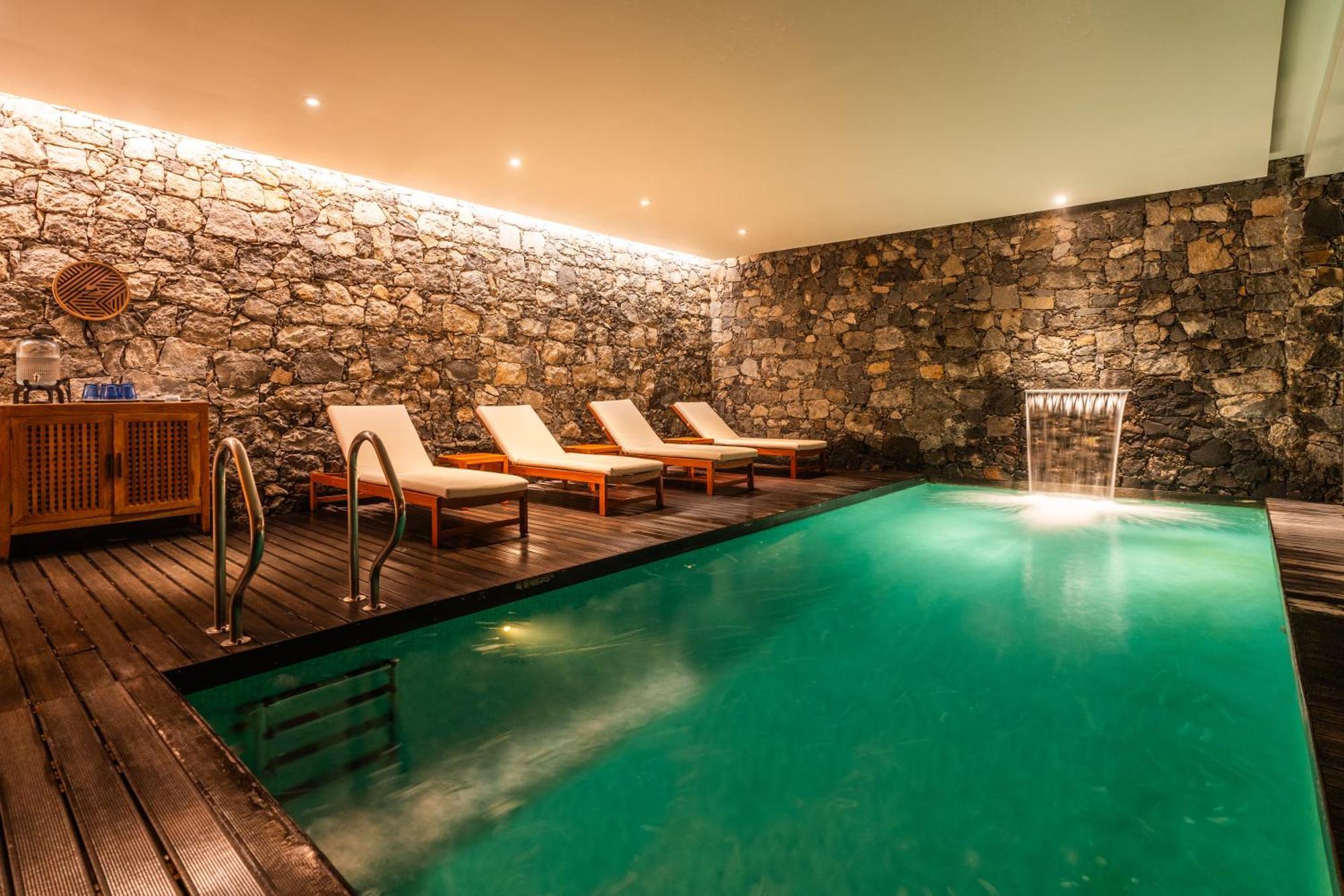 Sensi Azores Nature And Spa Ginetes المظهر الخارجي الصورة The swimming pool at the hotel